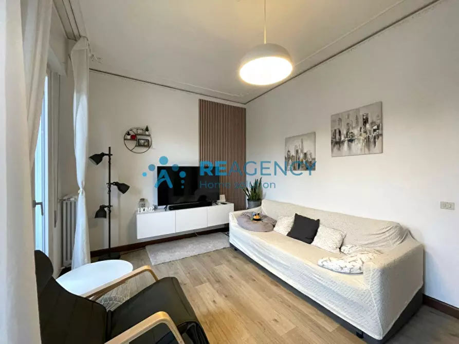 Immagine 1 di Appartamento in vendita  a Vicenza