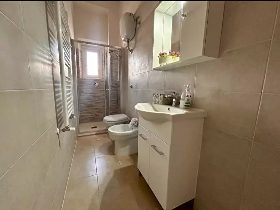 Immagine 6 di Appartamento in affitto  in VIA RINUCCINI a Firenze