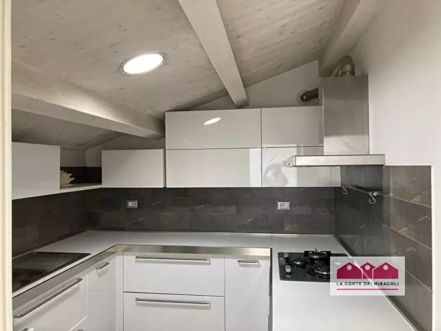 Immagine 9 di Appartamento in affitto  in Via San Valentino a Costabissara