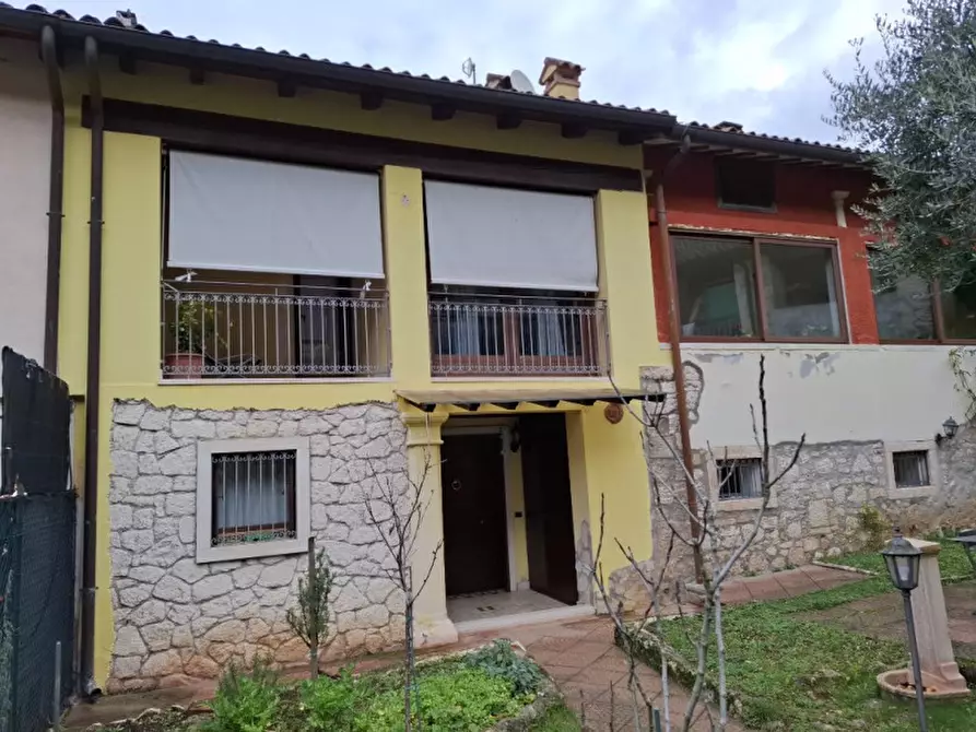 Immagine 2 di Villetta a schiera in vendita  in Via Villa di Fimon a Arcugnano