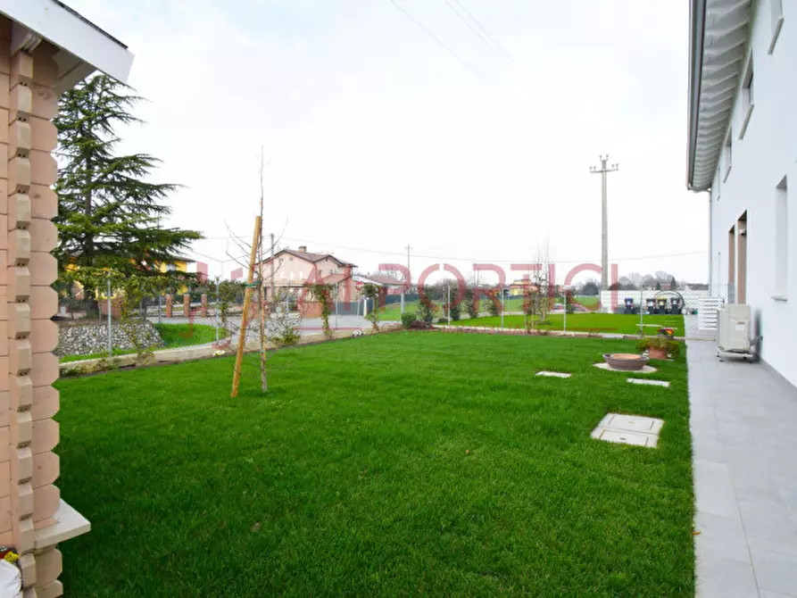 Immagine 3 di Casa bifamiliare in vendita  in VIA PERERI a Fosso'