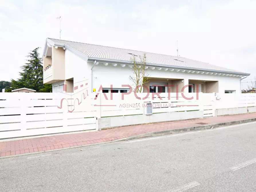 Immagine 4 di Casa bifamiliare in vendita  in VIA PERERI a Fosso'