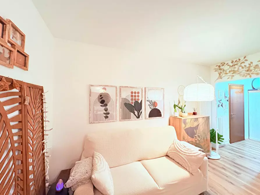 Immagine 4 di Appartamento in vendita  in Via dell'Asilo a Trento