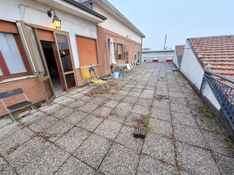 Immagine 1 di Appartamento in affitto  a Modena