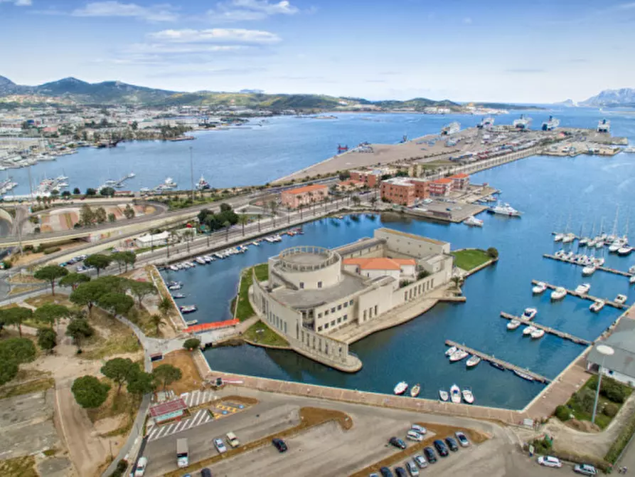 Immagine 1 di Appartamento in vendita  in Via Bulgaria a Olbia