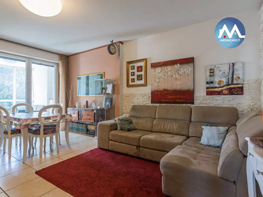 Immagine 1 di Appartamento in vendita  in via toscanini a Pesaro