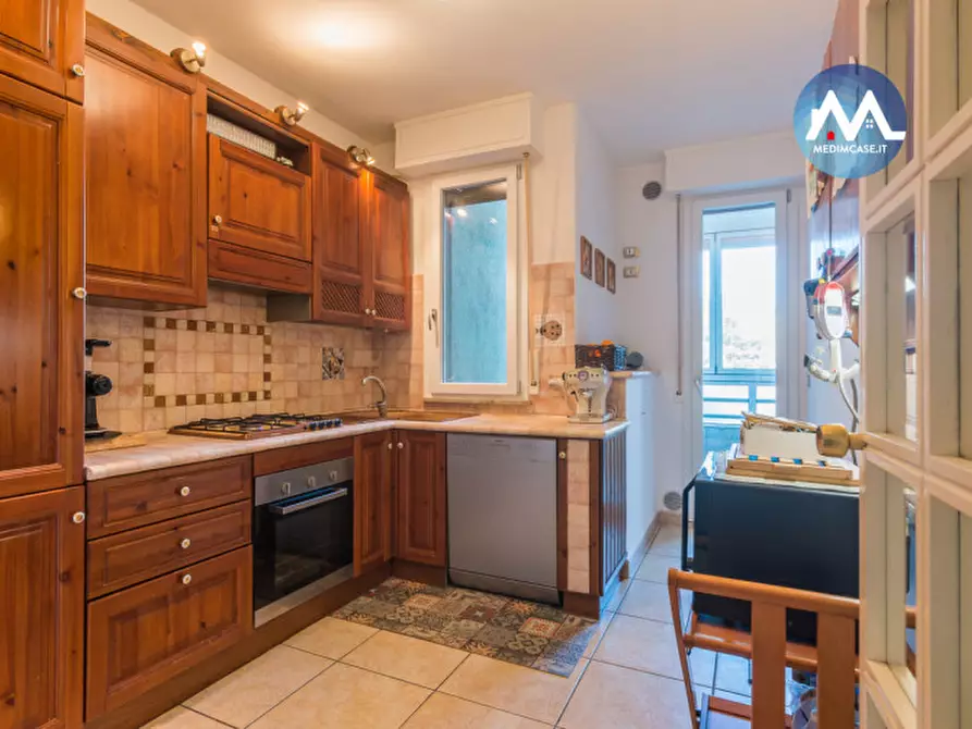 Immagine 6 di Appartamento in vendita  in via toscanini a Pesaro