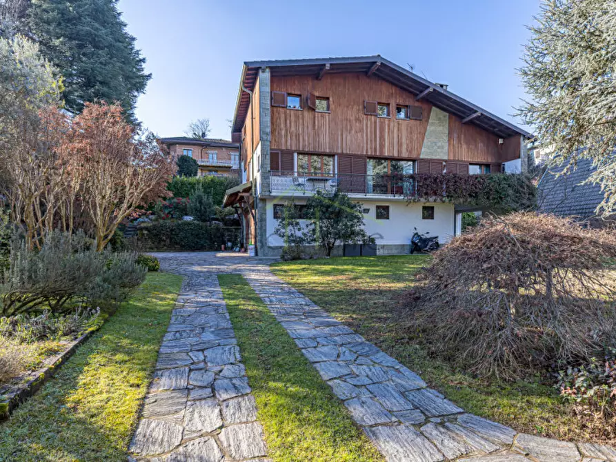 Immagine 1 di Villa in vendita  a Anzano Del Parco