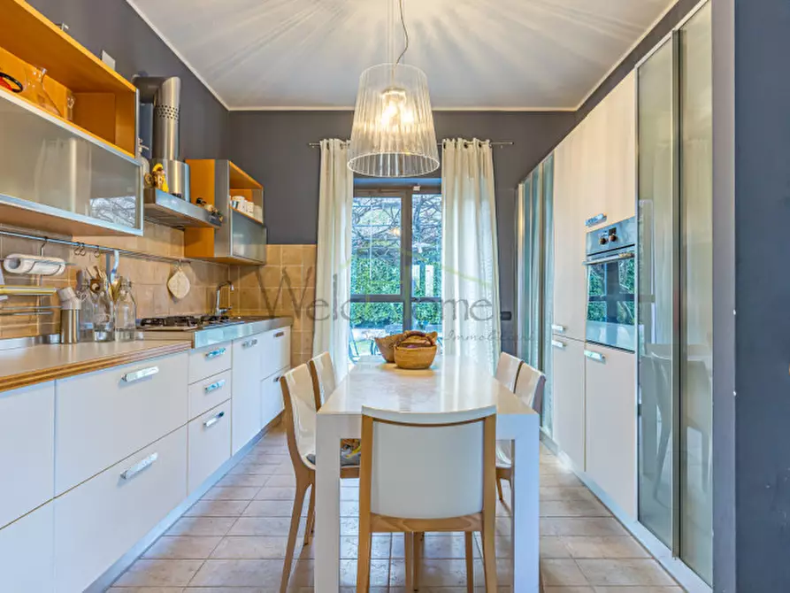 Immagine 1 di Villa in vendita  a Anzano Del Parco
