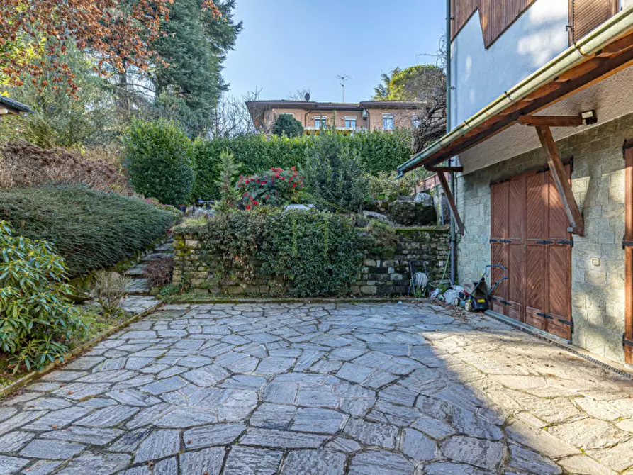 Immagine 3 di Villa in vendita  a Anzano Del Parco