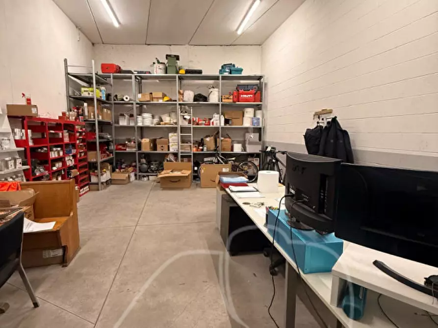 Immagine 5 di Magazzino in affitto  in Via Giuseppe di Vittorio - Giuseppe-Di-Vittorio-Straße a Bolzano