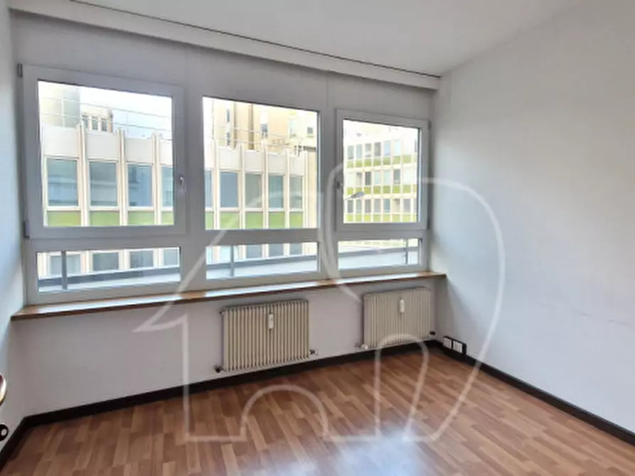 Immagine 2 di Ufficio in affitto  in Via della Mendola - Alte Mendelstraße a Bolzano