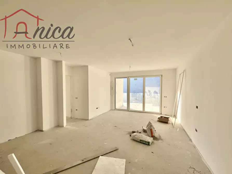 Immagine 2 di Appartamento in vendita  in Via delle Tre croci a Trento