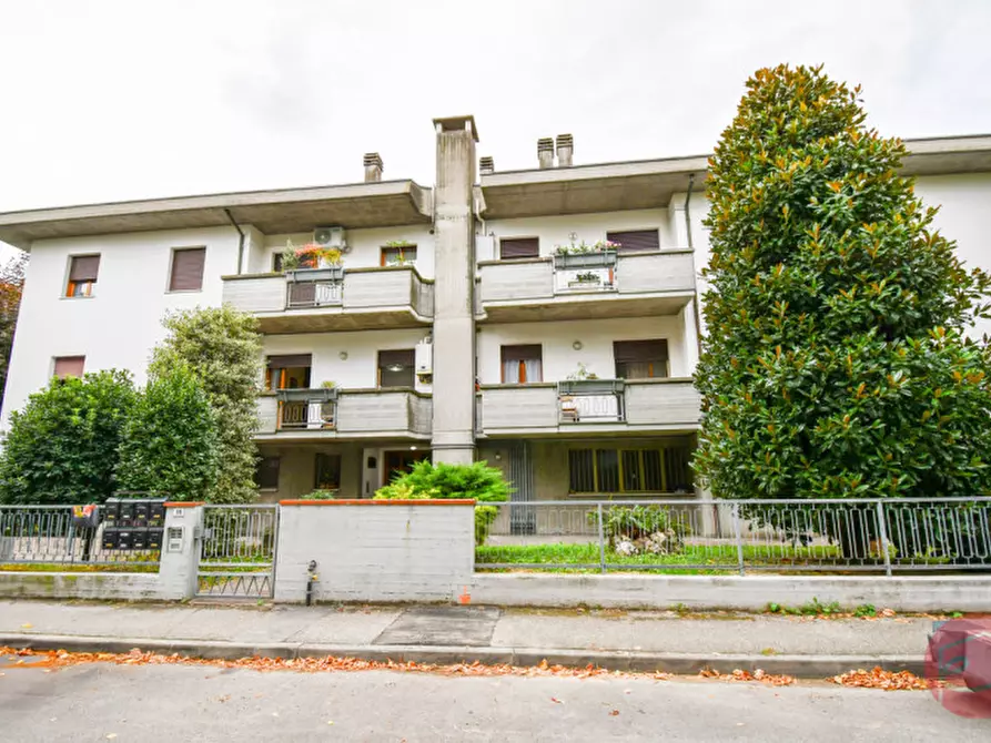 Immagine 30 di Appartamento in vendita  a Forli'