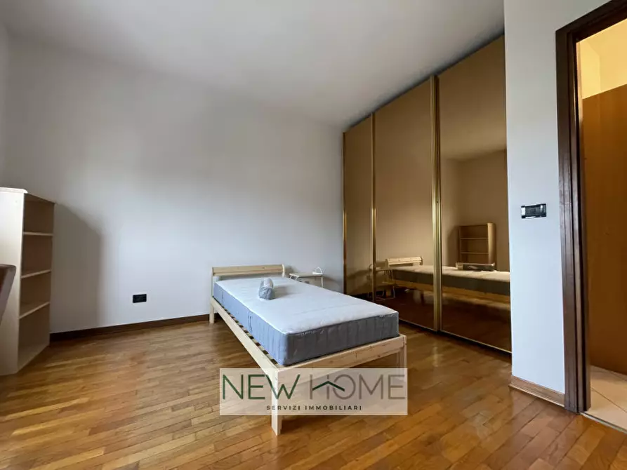 Immagine 1 di Camera in affitto  in Via Ludovico Ariosto 19 a Verona