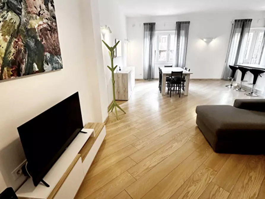 Immagine 6 di Appartamento in vendita  in Via Pietro Cartoni a Roma