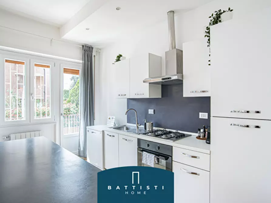 Immagine 8 di Appartamento in vendita  in Via Pietro Cartoni a Roma