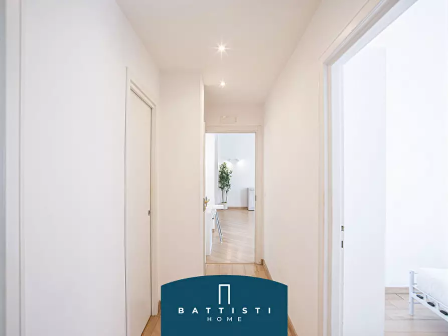 Immagine 28 di Appartamento in vendita  in Via Pietro Cartoni a Roma