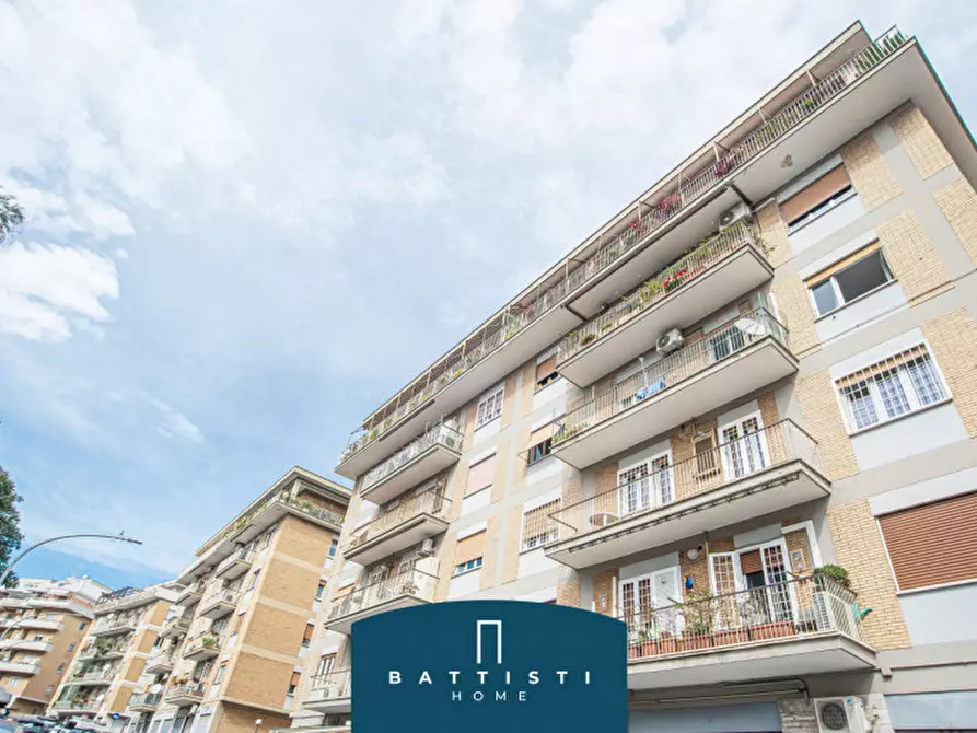 Immagine 32 di Appartamento in vendita  in Via Pietro Cartoni a Roma