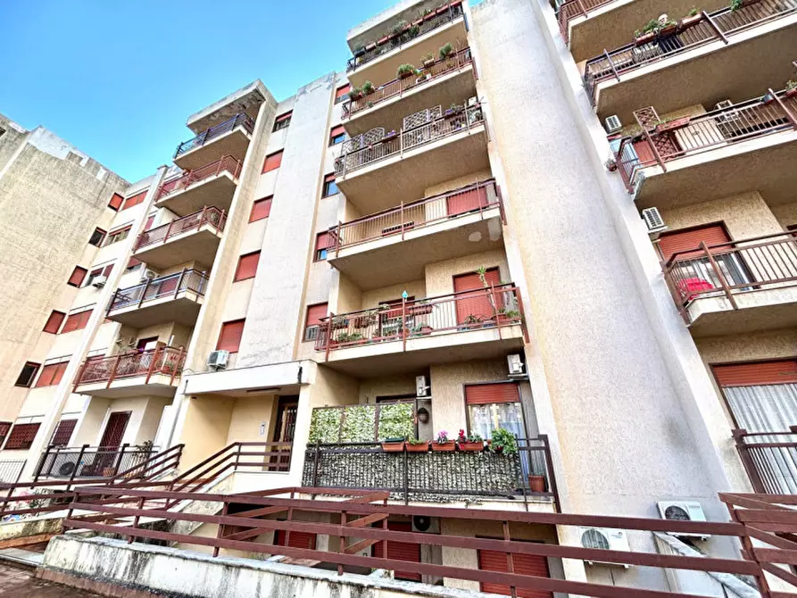 Immagine 2 di Appartamento in vendita  in Via Parrini a Palermo