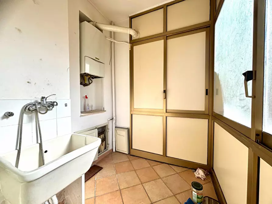 Immagine 13 di Appartamento in vendita  in Via Parrini a Palermo