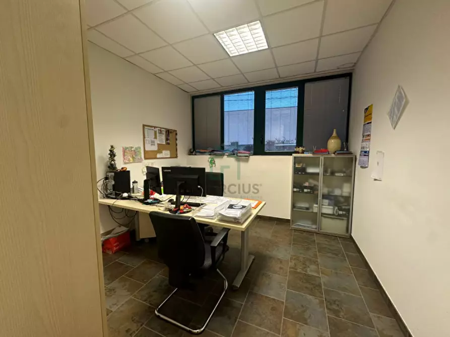 Immagine 7 di Capannone industriale in vendita  in Via Tremolè a Pescantina