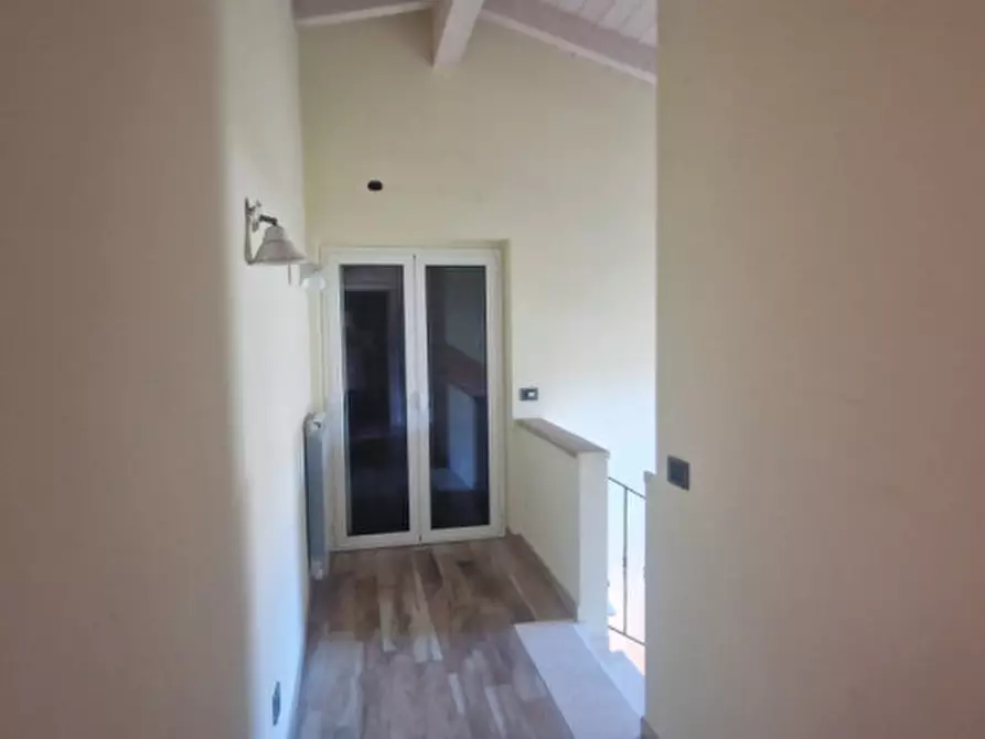 Immagine 21 di Rustico / casale in vendita  in centro a Rosciano