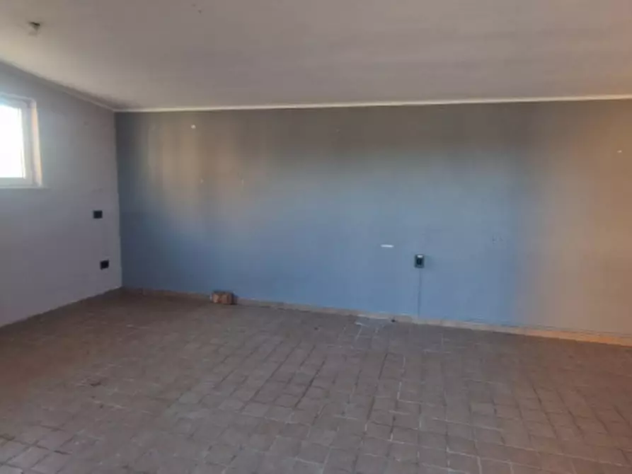 Immagine 27 di Rustico / casale in vendita  in centro a Rosciano