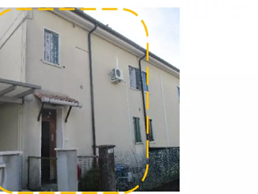 Immagine 1 di Villetta a schiera in vendita  in Vicolo Inca Casa   8 a Pieve Del Grappa