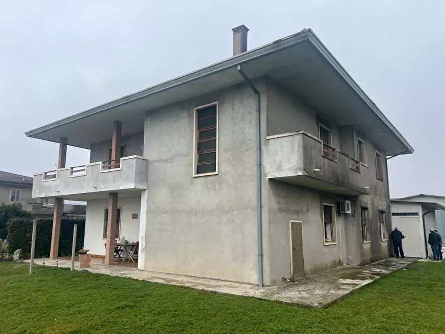 Immagine 1 di Appartamento in vendita  in Via Villa a Villaga