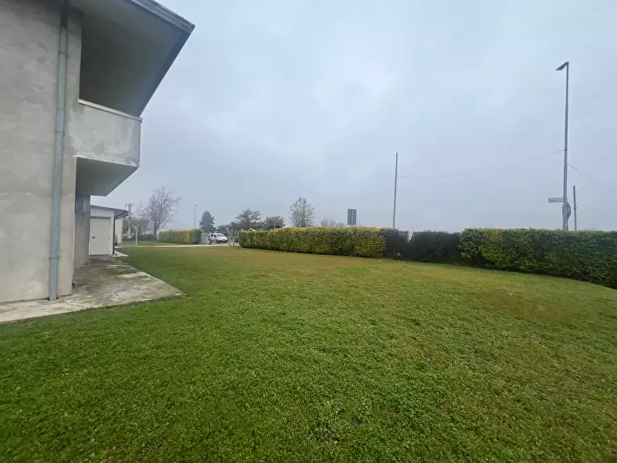 Immagine 16 di Appartamento in vendita  in Via Villa a Villaga