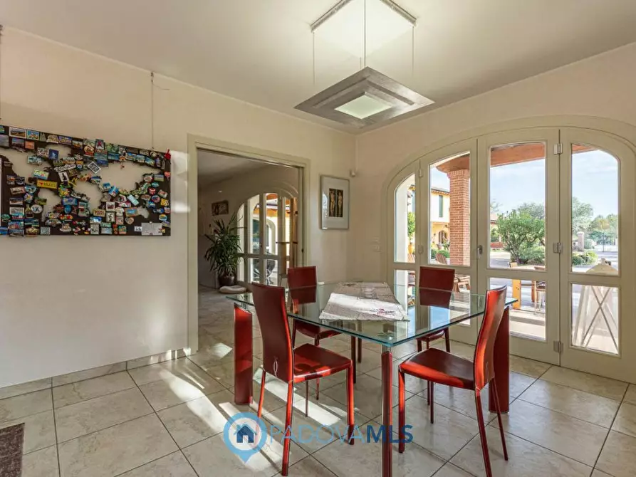 Immagine 4 di Villa in vendita  in Via Nespolaro a Rubano