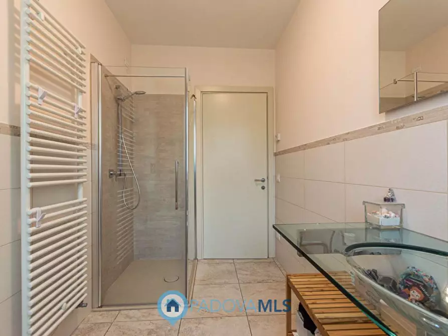 Immagine 8 di Villa in vendita  in Via Nespolaro a Rubano