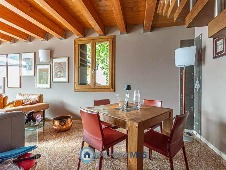 Immagine 51 di Villa in vendita  in Via Nespolaro a Rubano