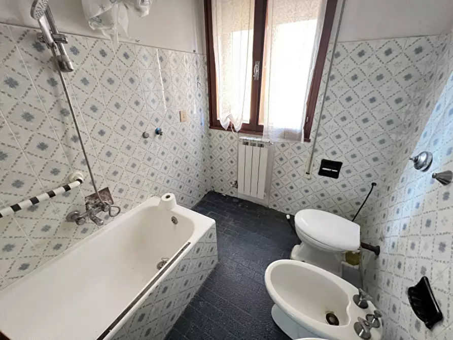 Immagine 13 di Appartamento in vendita  in Viale Padova a Chioggia