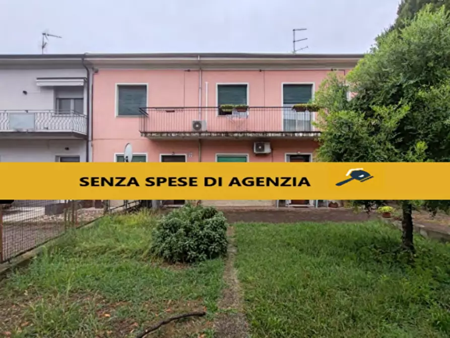Immagine 1 di Appartamento in vendita  in Str. Mantovanella, 6 a Mantova