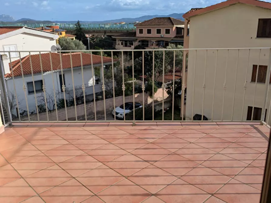 Immagine 3 di Appartamento in vendita  in VIA PARIGI n. 61 a Olbia