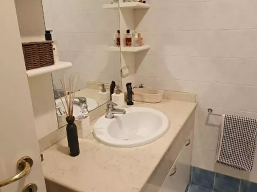 Immagine 8 di Appartamento in affitto  a Lonigo