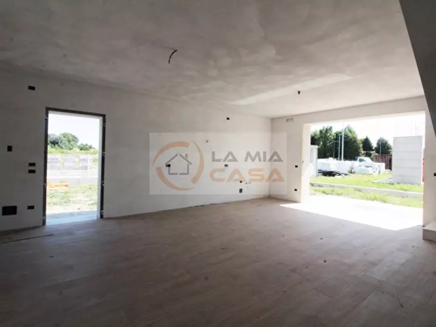 Immagine 12 di Villetta a schiera in vendita  in Via Vittorio Emanuele II a Legnaro