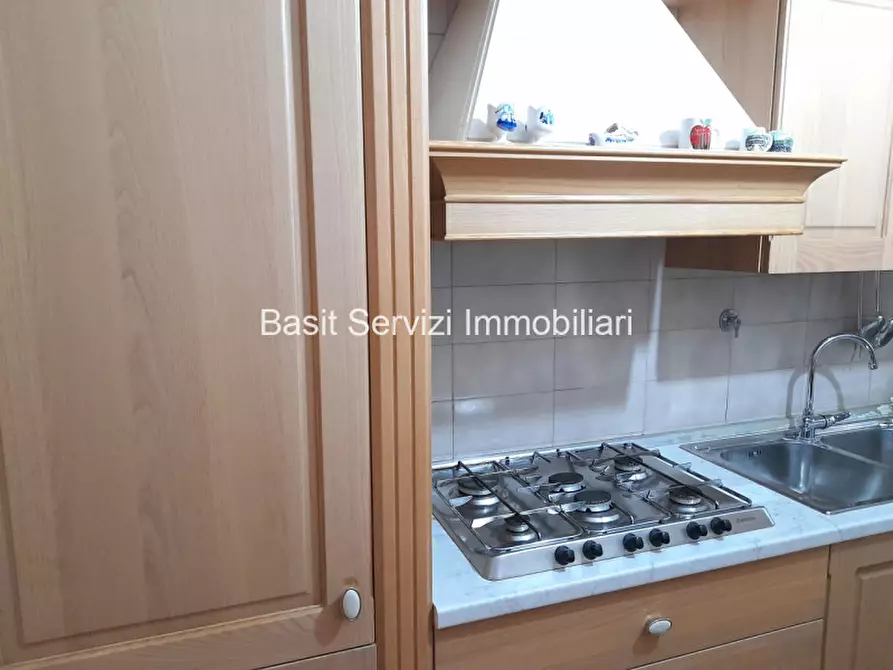 Immagine 13 di Appartamento in vendita  in Viale Guglielmo Marconi a Roma