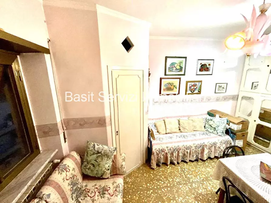 Immagine 19 di Appartamento in vendita  in Viale Guglielmo Marconi a Roma