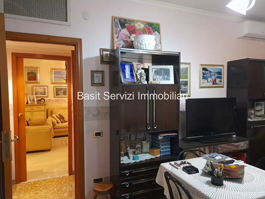 Immagine 22 di Appartamento in vendita  in Viale Guglielmo Marconi a Roma