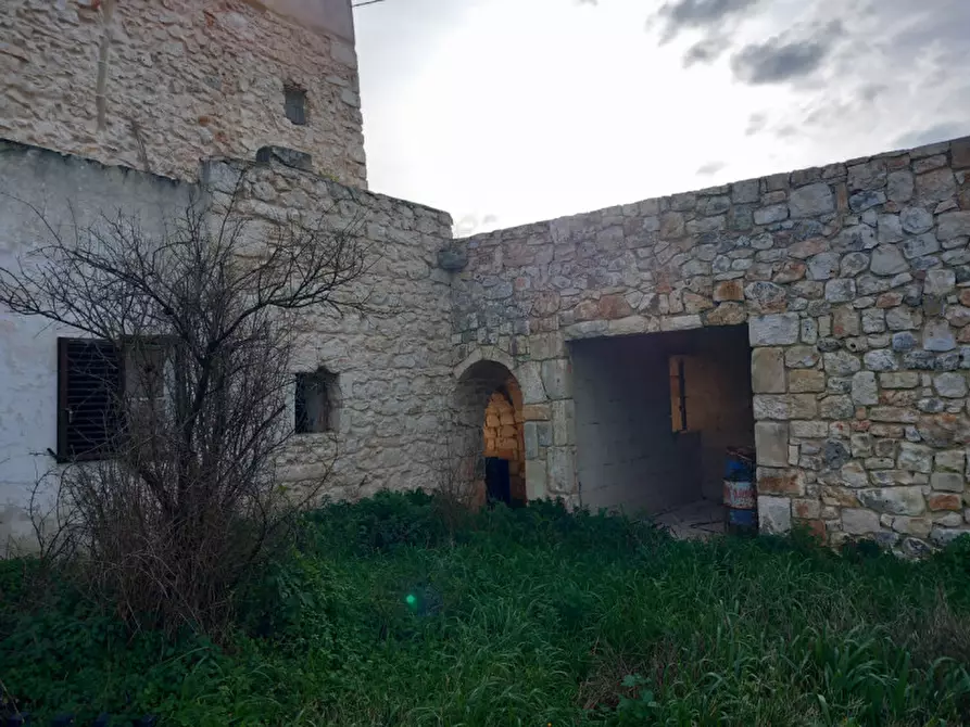 Immagine 4 di Rustico / casale in vendita  a Ostuni