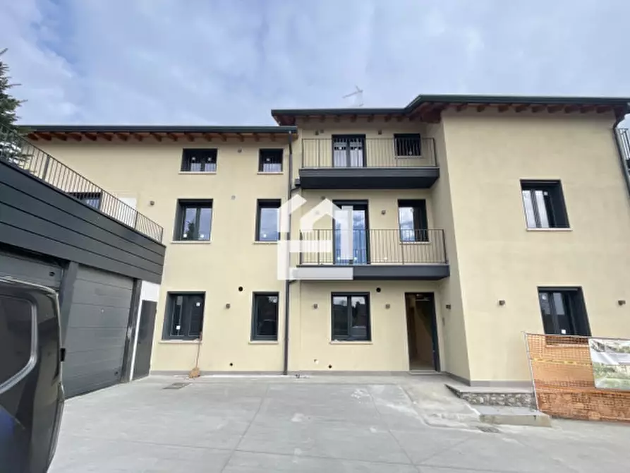 Immagine 2 di Appartamento in vendita  in VIA BORRINE a Polpenazze Del Garda