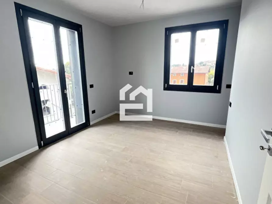 Immagine 9 di Appartamento in vendita  in VIA BORRINE a Polpenazze Del Garda