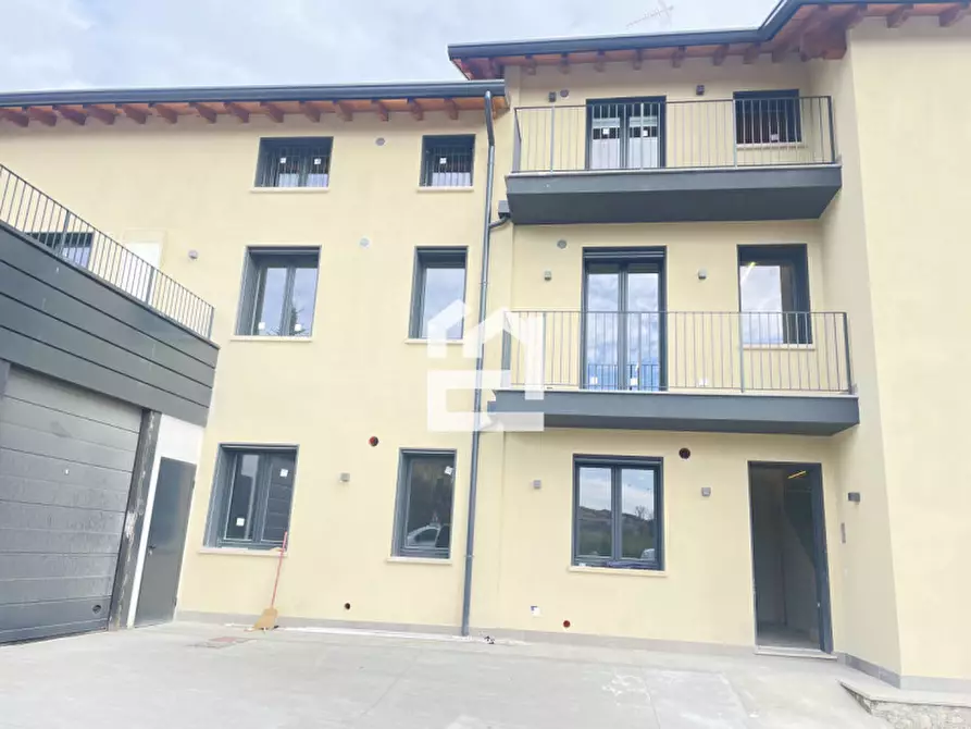 Immagine 14 di Appartamento in vendita  in VIA BORRINE a Polpenazze Del Garda