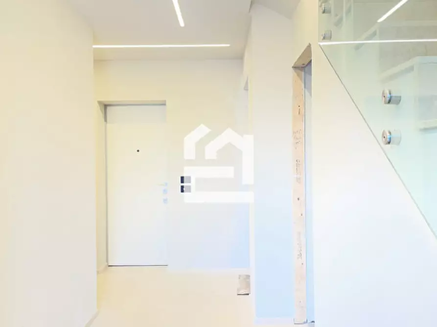 Immagine 15 di Appartamento in vendita  in VIA BORRINE a Polpenazze Del Garda