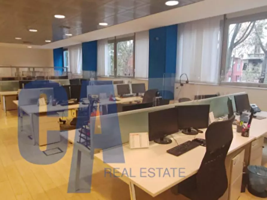 Immagine 17 di Ufficio in affitto  in VIALE LANCETTI VINCENZO a Milano