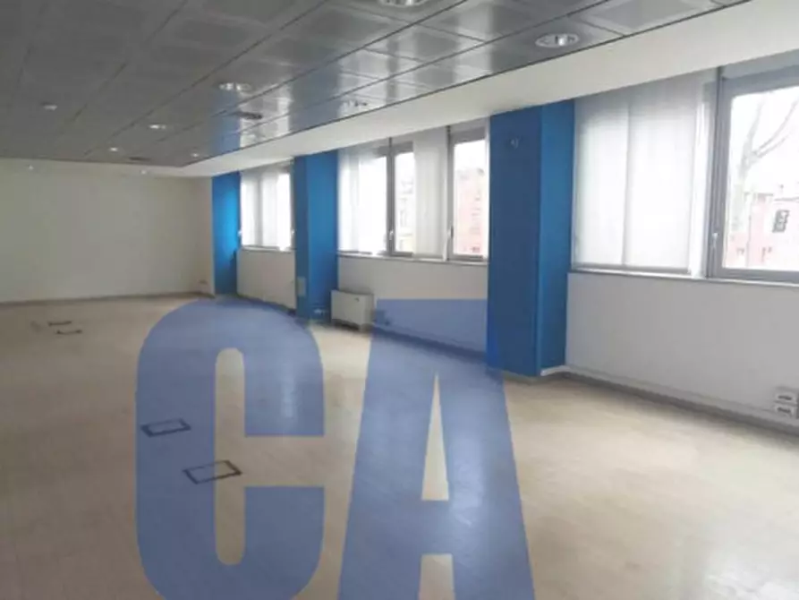 Immagine 13 di Attività commerciale in affitto  in VIALE LANCETTI VINCENZO a Milano