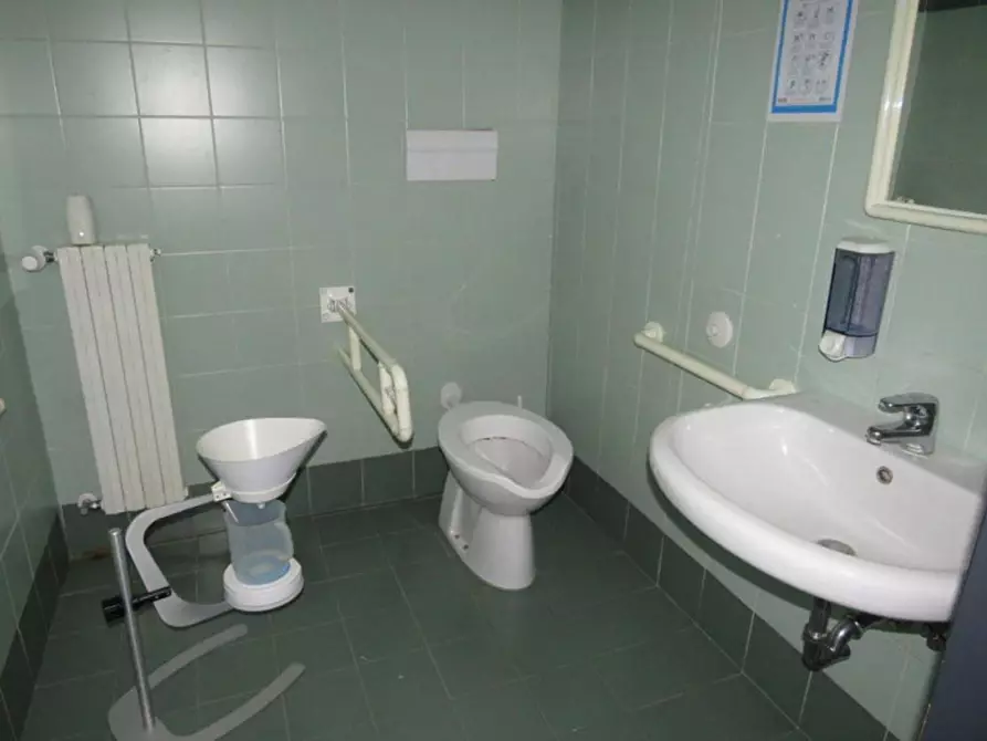 Immagine 7 di Ufficio in vendita  in Via Giuseppe Sirtori, 4, 37128 Verona VR, Italia a Verona